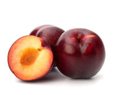 NEW ZEALAND ORGANIC FORTUNE PLUMS